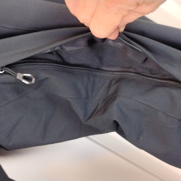 Spyder Winter insulated black ski pants - Picture 6 of 16